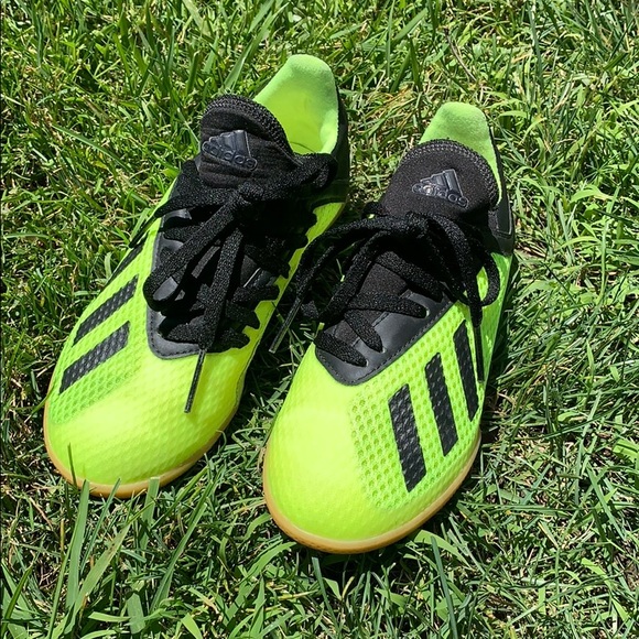 adidas indoor tennis shoes